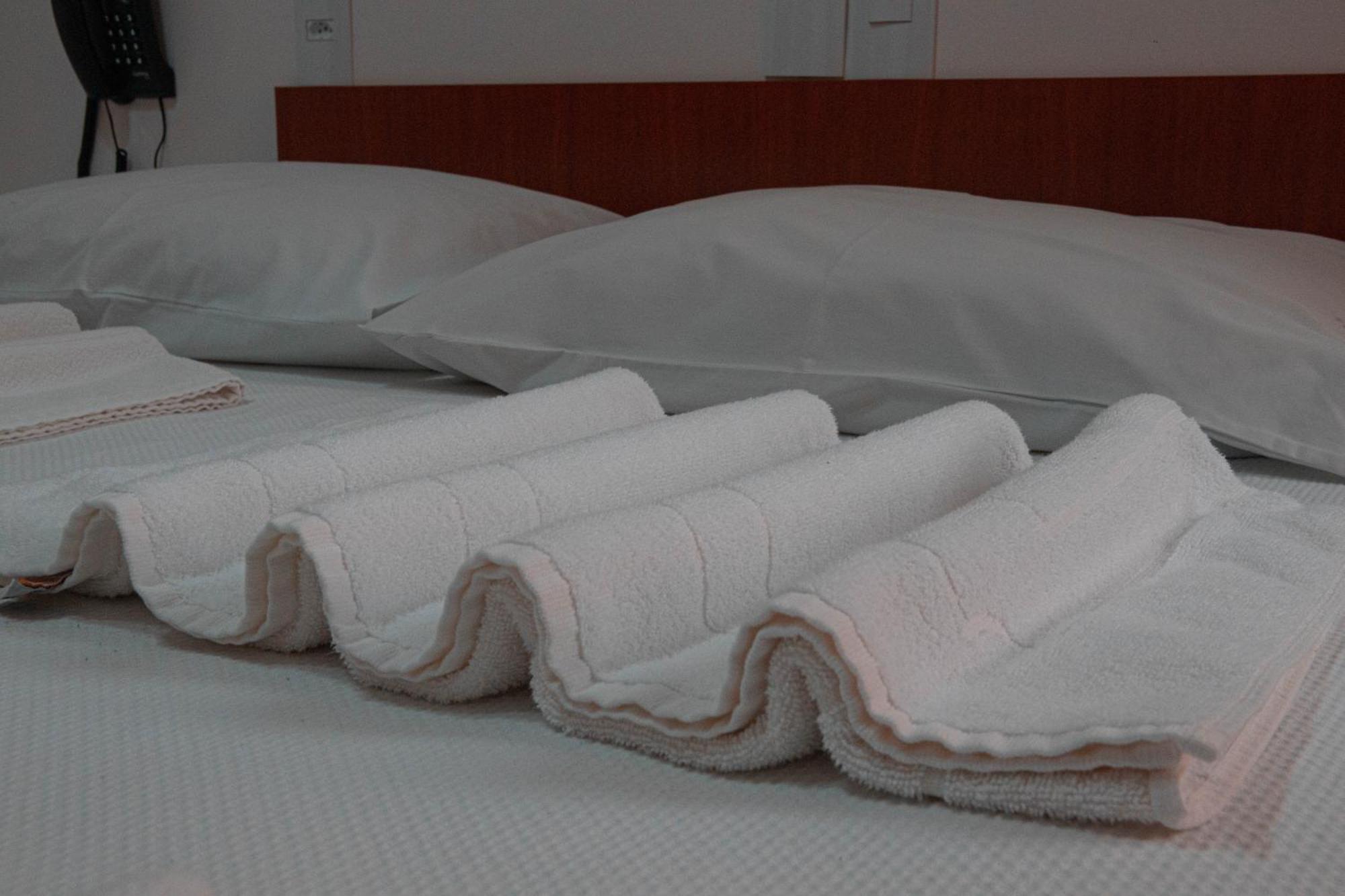 Hotel 15 De Julho Foz do Iguaçu Esterno foto